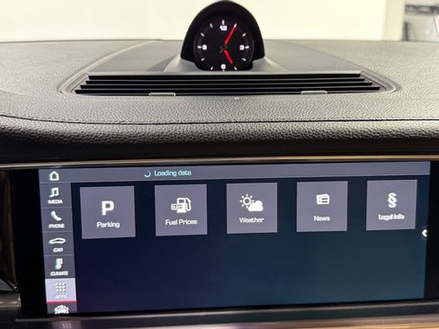 Used 2018 Porsche Panamera 4S AWD/4WD image 30