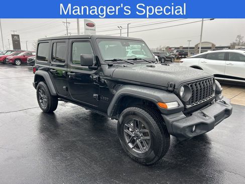 Used 2024 Jeep Wrangler Sport S image 21