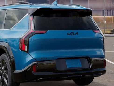 New 2026 Kia EV9 Land w/ Nightfall Edition Package AWD/4WD image 13