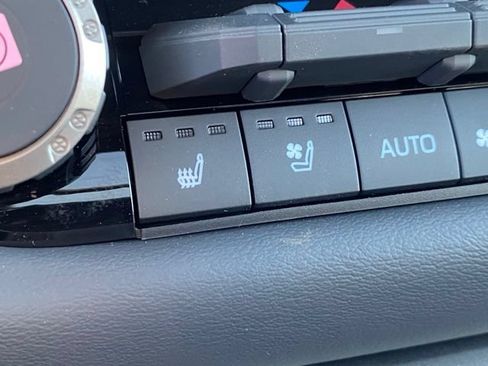 New 2026 Toyota Sequoia Platinum AWD/4WD image 23