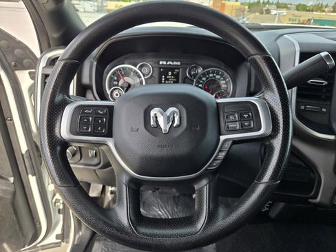 Used 2022 RAM 2500 Big Horn image 17