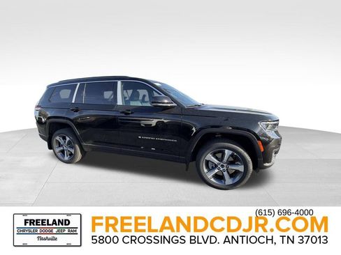 New 2025 Jeep Grand Cherokee L Limited w/ MOPAR Finishing Package AWD/4WD image 2