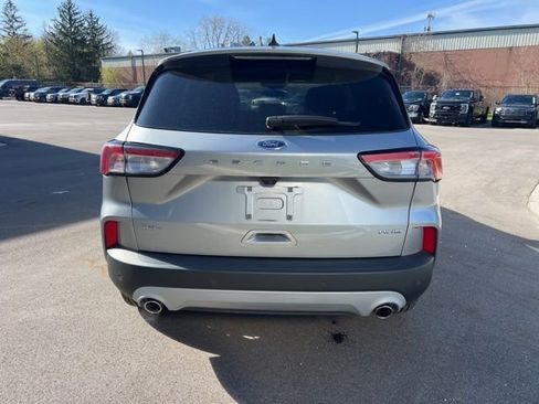 Used 2022 Ford Escape SEL image 6