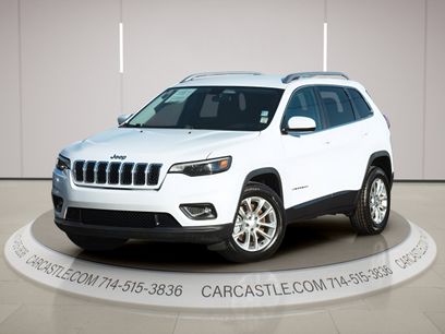 Used 2019 Jeep Cherokee Latitude w/ Popular Appearance Group