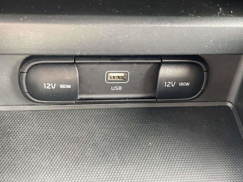 Used 2024 Kia Soul LX w/ Option Group 015 image 17