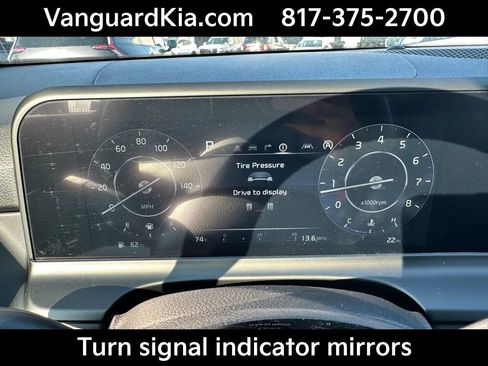 Certified 2026 Kia Seltos EX FWD image 17