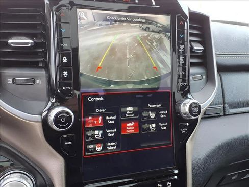 Used 2020 RAM 1500 Laramie image 18