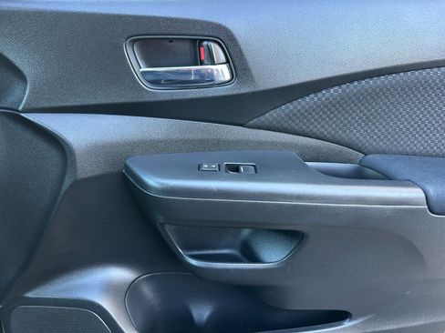 Used 2015 Honda CR-V EX image 19
