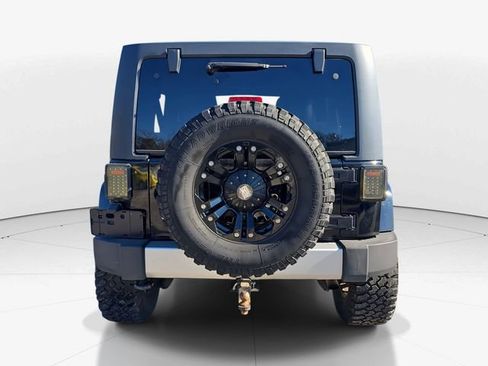 Used 2011 Jeep Wrangler Unlimited Sahara w/ Trailer Tow Group image 8