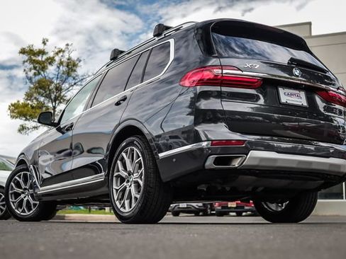 Used 2020 BMW X7 xDrive40i w/ Cold Weather Package AWD/4WD image 2