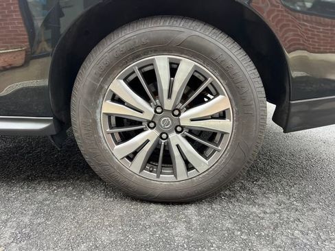 Used 2020 Nissan Pathfinder SL AWD/4WD image 20