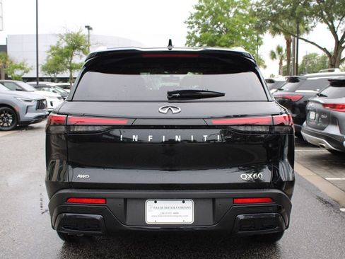 Certified 2025 INFINITI QX60 Luxe image 7