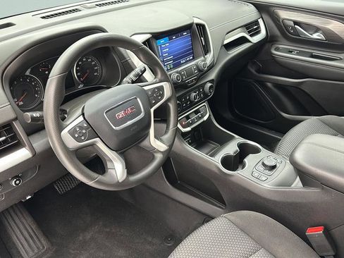 Used 2024 GMC Terrain SLE w/ Driver Convenience Package AWD/4WD image 12