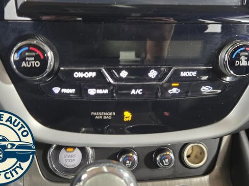 Used 2017 Nissan Murano Platinum w/ Platinum Technology Package image 15