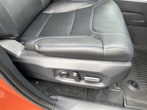 Used 2025 Toyota Tundra SR5 AWD/4WD image 16