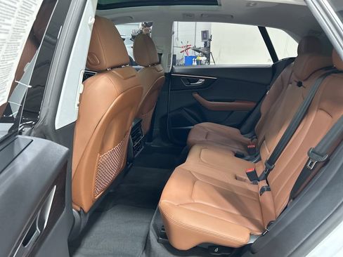 Used 2023 Audi Q8 Prestige image 24