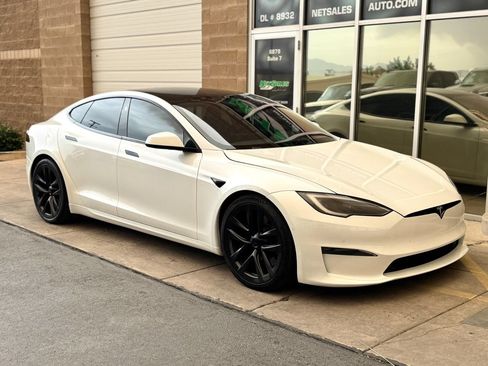 Used 2022 Tesla Model S Plaid AWD/4WD image 5