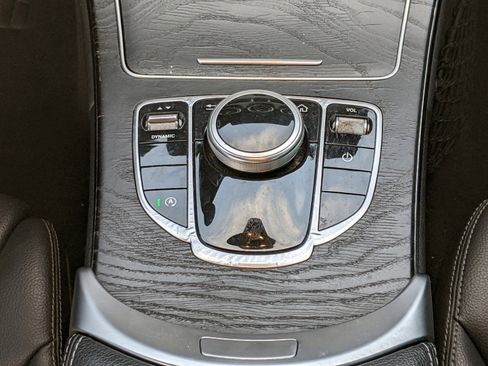 Used 2019 Mercedes-Benz C 300 C 300 image 15