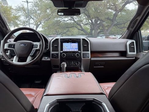 Used 2018 Ford F150 King Ranch image 17