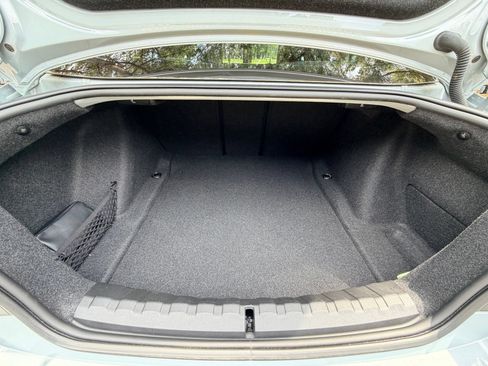 Used 2024 BMW 230i Coupe w/ Premium Package RWD image 13