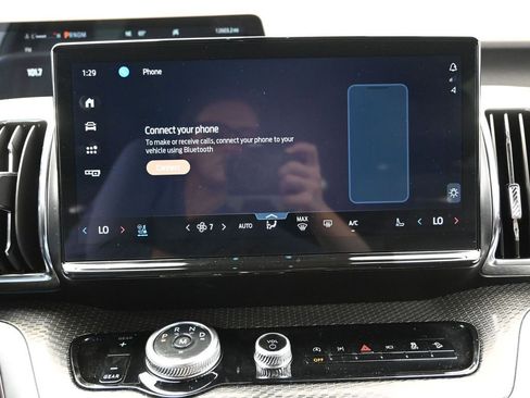 Used 2025 Ford Expedition Max Platinum w/ Stealth Appearance Package image 29