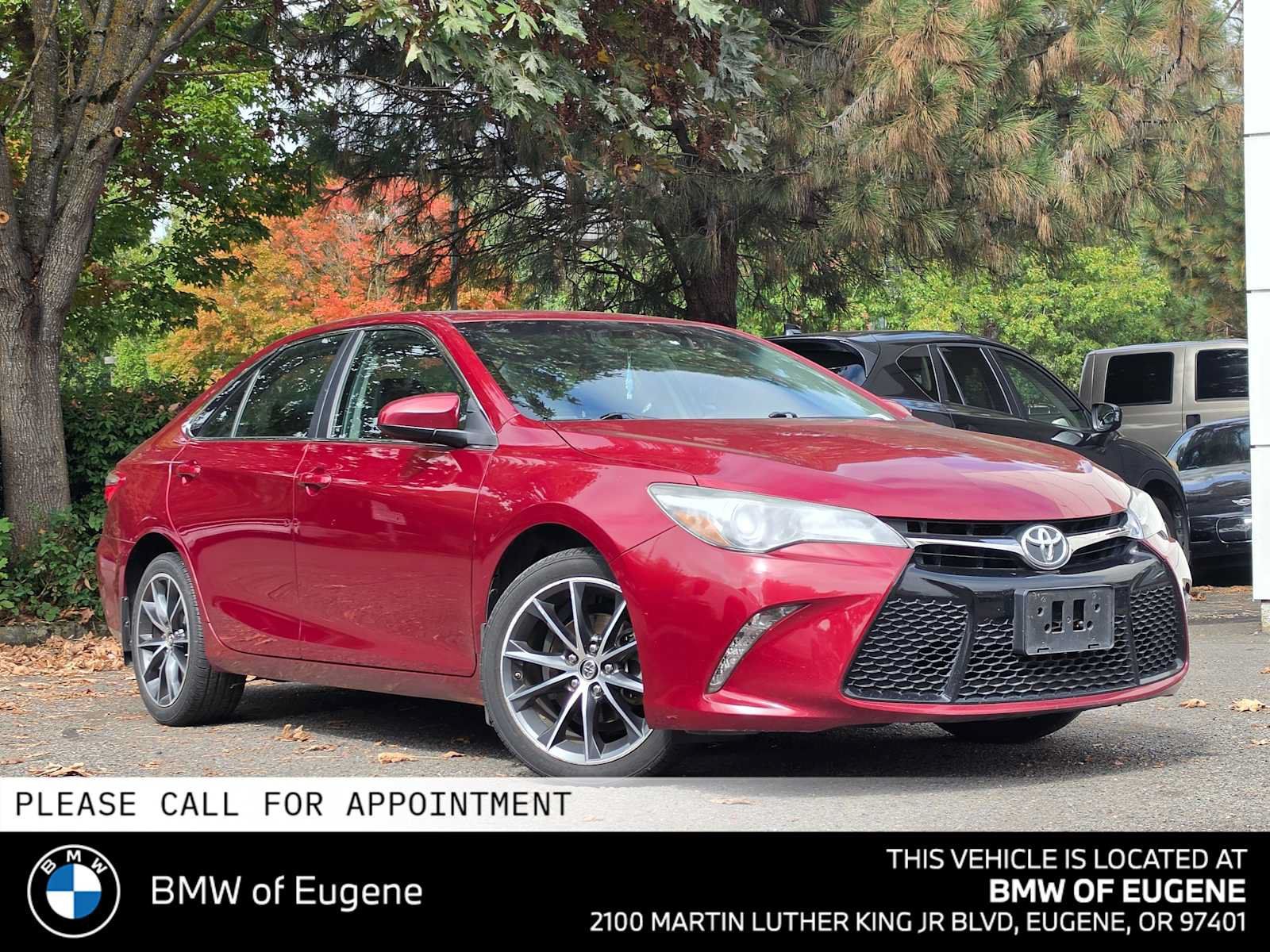 Used 2015 Toyota Camry XSE w/ Moonroof Package FWD image 1