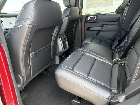 New 2026 Ford Bronco Outer Banks AWD/4WD image 11
