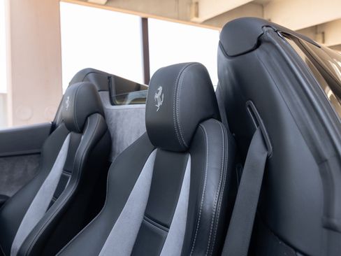 Used 2012 Ferrari 458 Spider RWD image 71