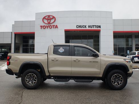 Used 2024 Chevrolet Colorado ZR2 w/ ZR2 Convenience Package III image 1