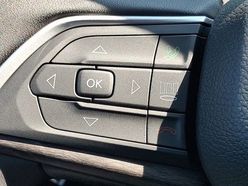 New 2025 Jeep Grand Cherokee Limited image 19