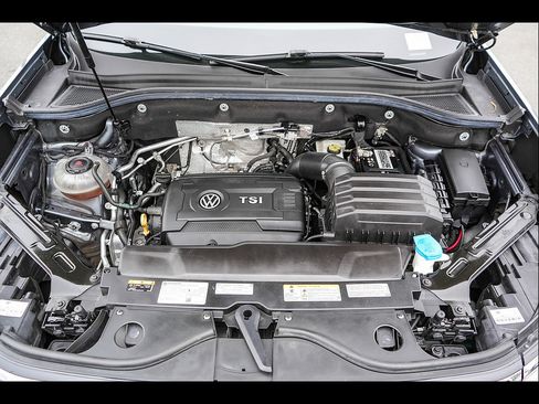 Used 2022 Volkswagen Atlas SE w/ Panoramic Sunroof Package AWD/4WD image 30