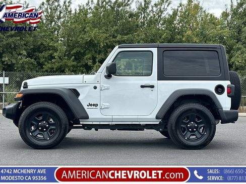 Used 2022 Jeep Wrangler Sport AWD/4WD image 7