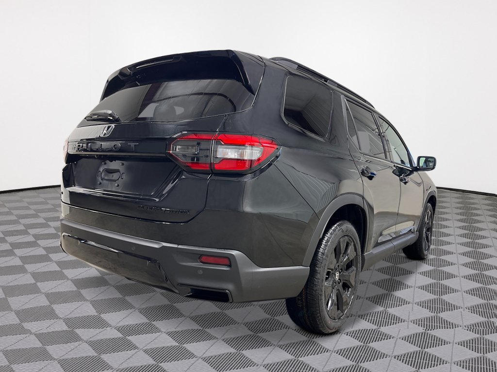New 2026 Honda Pilot Black Edition image 5