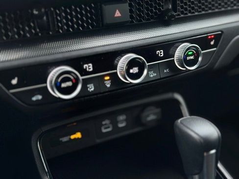 Used 2024 Honda CR-V EX image 14