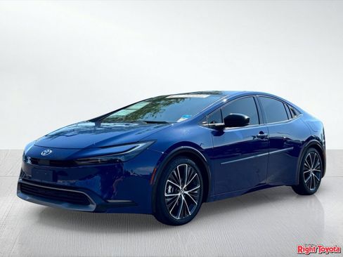 Certified 2024 Toyota Prius Limited w/ Limited Premium Package FWD image 2