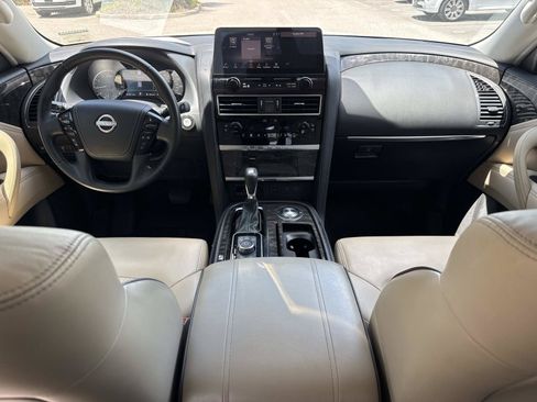 Used 2022 Nissan Armada Platinum w/ Captain's Chairs Package RWD image 18