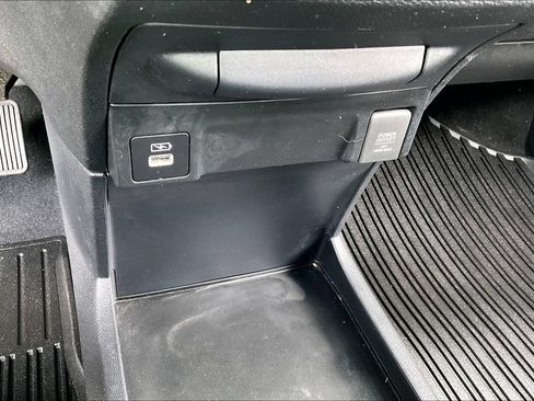 Certified 2024 Honda Odyssey Sport image 15