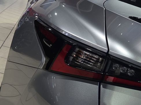 Used 2024 Lexus IS 350 F Sport RWD image 11