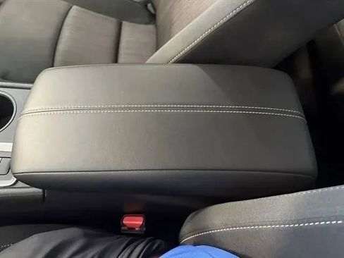 Used 2025 Nissan Altima 2.5 SV image 37