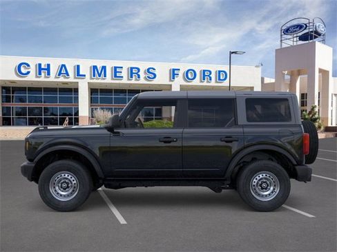 New 2025 Ford Bronco 4-Door image 3