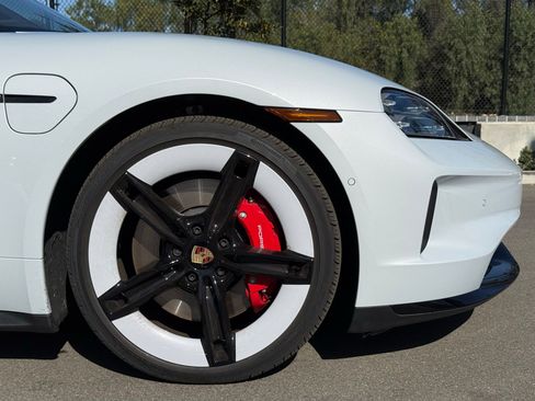 New 2025 Porsche Taycan GTS AWD/4WD image 12
