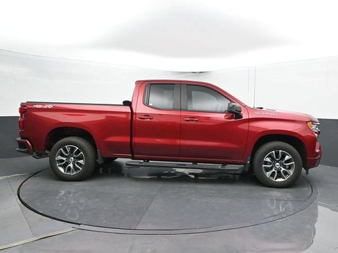 Used 2025 Chevrolet Silverado 1500 RST AWD/4WD image 3