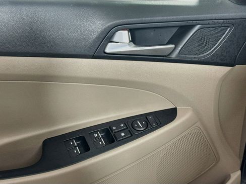 Used 2019 Hyundai Tucson Limited w/ Cargo Package FWD image 24
