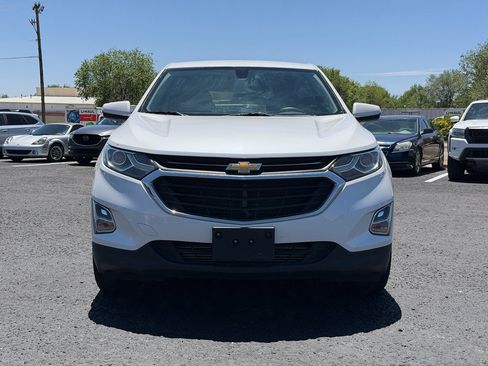 Used 2018 Chevrolet Equinox LT FWD image 2