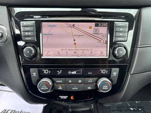 Used 2019 Nissan Rogue SV w/ Premium Package AWD/4WD image 24