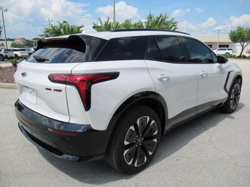 Used 2025 Chevrolet Blazer EV RS AWD/4WD image 7