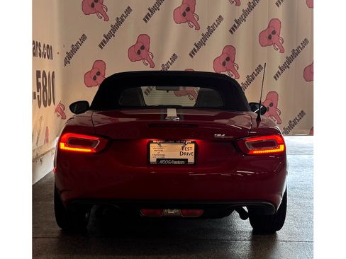 Used 2019 FIAT 124 Spider Classica RWD image 12
