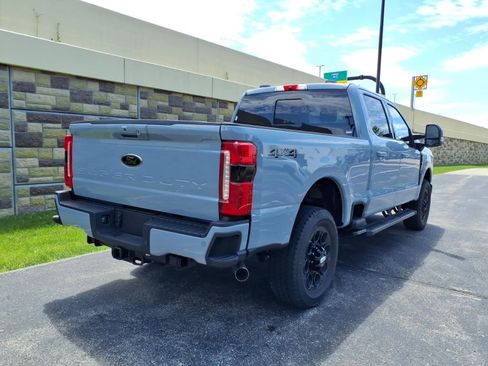 New 2026 Ford F250 Lariat w/ Black Appearance Package AWD/4WD image 10