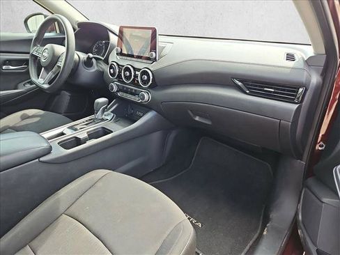 Used 2024 Nissan Sentra SV FWD image 19