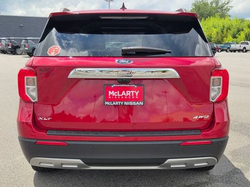 Used 2024 Ford Explorer XLT w/ Equipment Group 202A AWD/4WD image 7